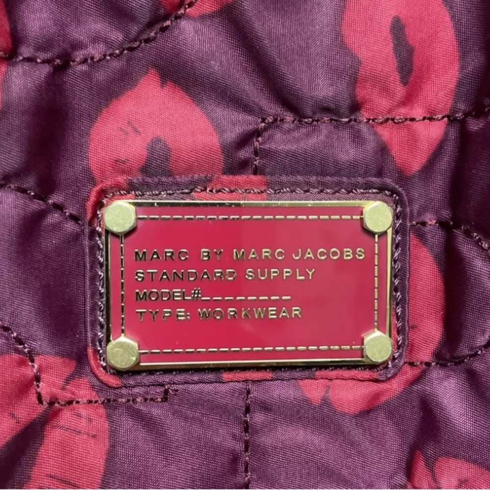 MARC by MARC JACOBS - Picture 3 of 4